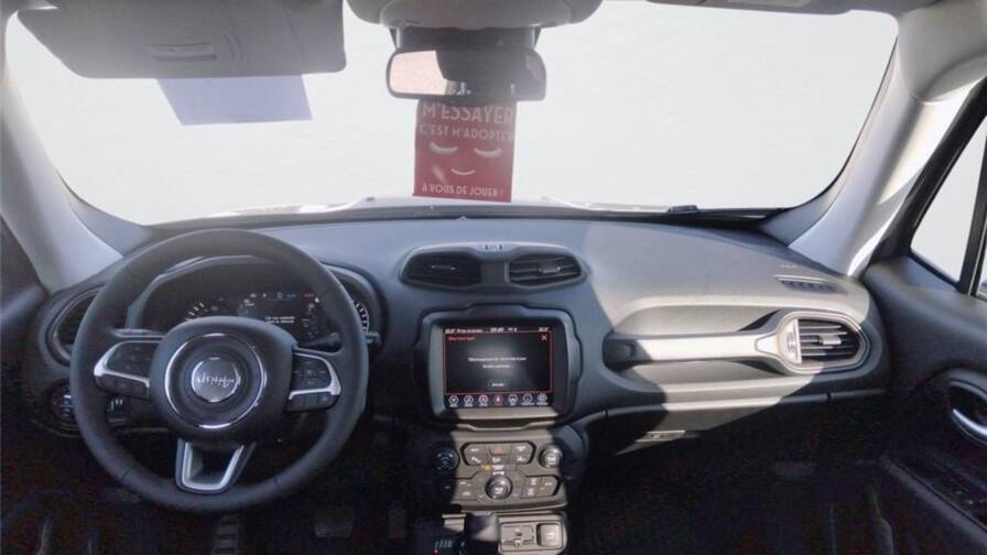 Mandataire Automobile occasion, recherche de Jeep Renegade-1-3-turbo-t4-240-ch-phev-bva6-4xe-eawd-upland - E-Motors