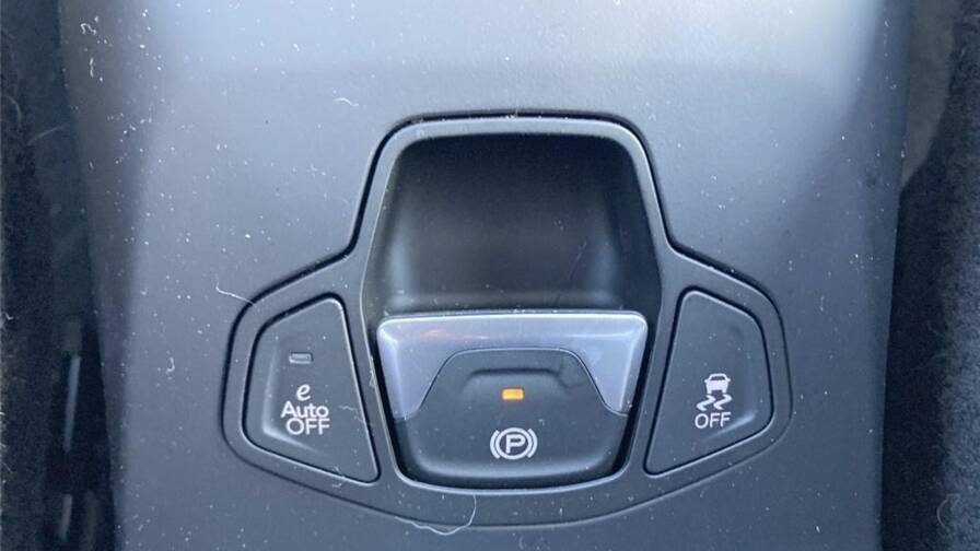 Mandataire Automobile occasion, recherche de Jeep Renegade-1-5-turbo-t4-130-ch-bvr7-e-hybrid-summit - E-Motors