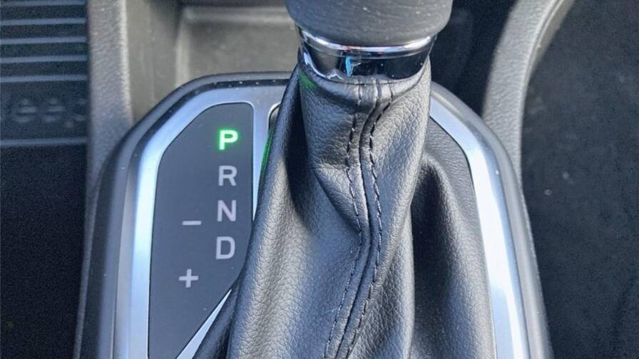 Mandataire Automobile occasion, recherche de Jeep Renegade-1-5-turbo-t4-130-ch-bvr7-e-hybrid-summit - E-Motors