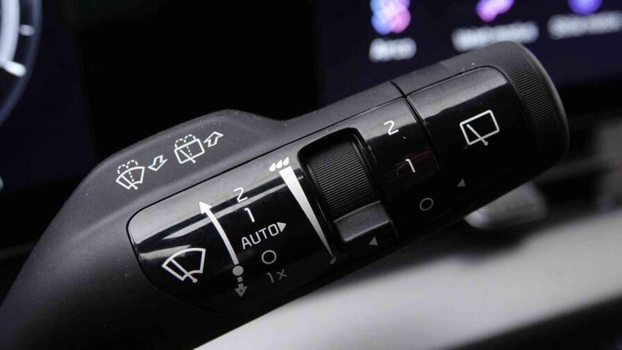 Mandataire Automobile neuf, recherche de Kia Sportage-1-6t-gdi-hev-215-gt-line - E-Motors