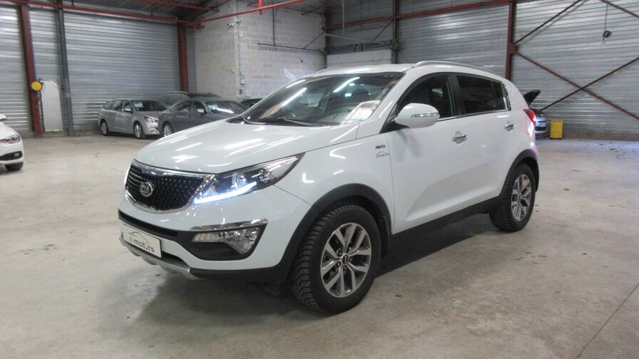 Avis-mandataire-auto-Emotors-Kia-Sportage-Premium-crdi-136-4x4.
