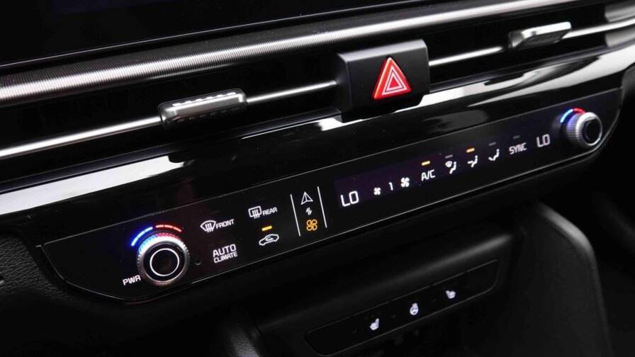 Mandataire Automobile neuf, recherche de Kia Sportage-1-6-t-gdi-150-pace-facelift - E-Motors