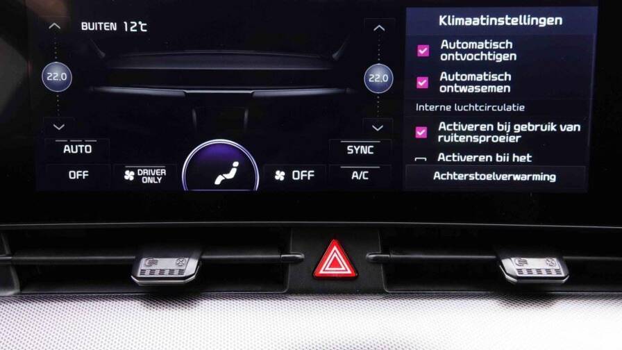 Mandataire Automobile neuf, recherche de Kia Sportage-1-6t-gdi-hev-215-gt-line - E-Motors