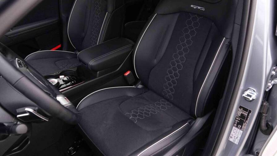 Mandataire Automobile neuf, recherche de Kia Sportage-1-6t-gdi-hev-215-gt-line - E-Motors