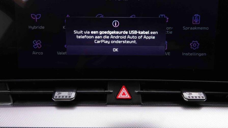 Mandataire Automobile neuf, recherche de Kia Sportage-1-6t-gdi-hev-215-gt-line - E-Motors