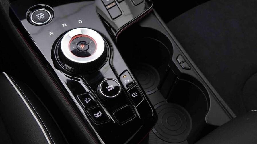 Mandataire Automobile neuf, recherche de Kia Sportage-1-6t-gdi-hev-215-gt-line - E-Motors