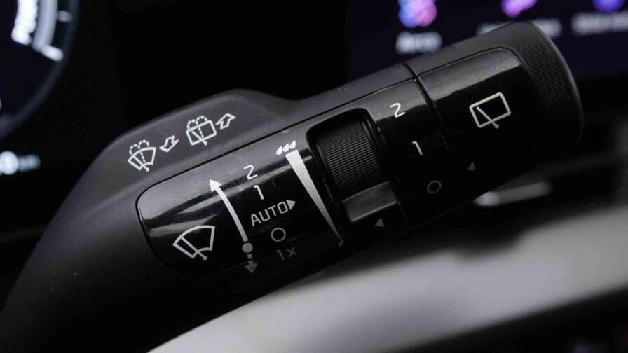 Mandataire Automobile neuf, recherche de Kia Sportage-1-6t-gdi-hev-215-gt-line - E-Motors