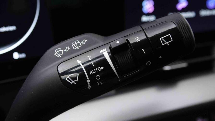 Mandataire Automobile neuf, recherche de Kia Sportage-1-6t-gdi-hev-215-gt-line - E-Motors