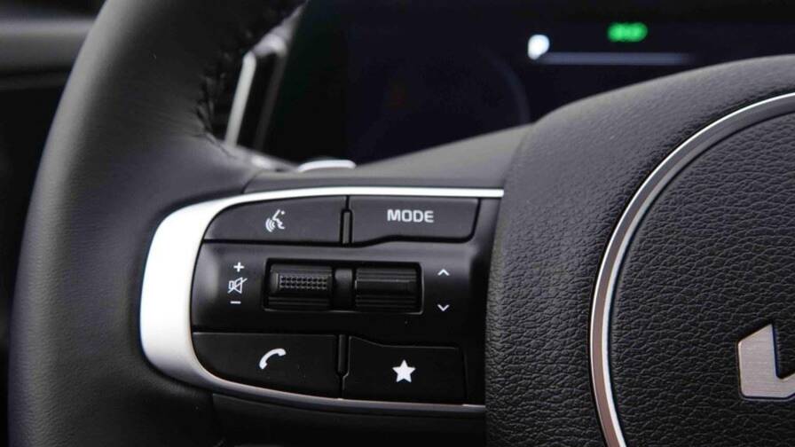 Mandataire Automobile neuf, recherche de Kia Sportage-1-6t-gdi-hev-215-gt-line - E-Motors