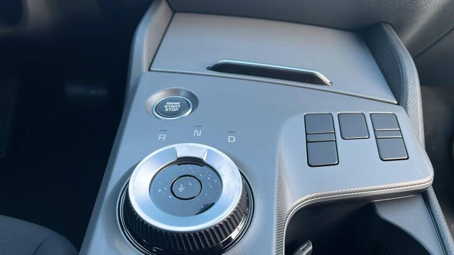 Mandataire Automobile neuf, recherche de Kia Sportage-nouveau-hybride-239-ch-bva6-active - E-Motors