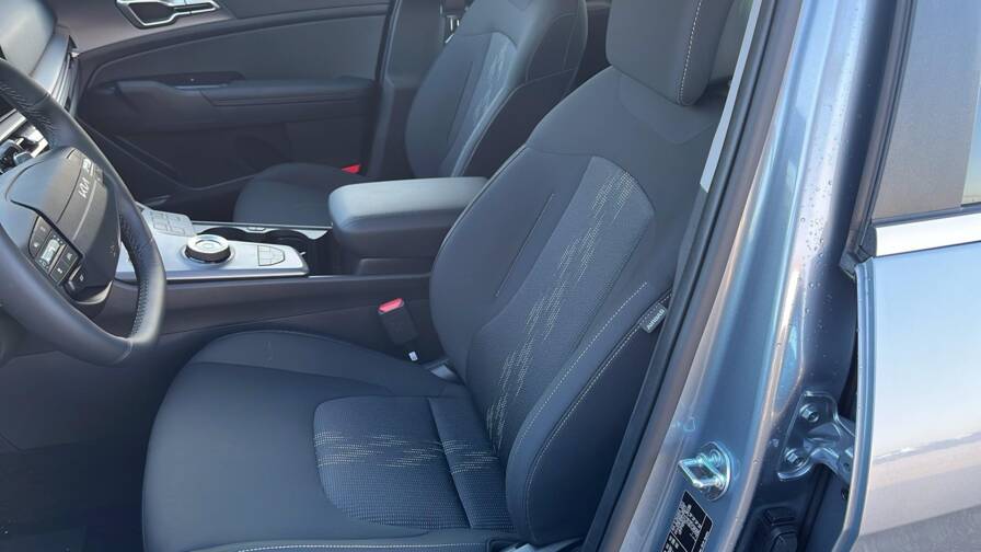 Mandataire Automobile neuf, recherche de Kia Sportage-nouveau-hybride-239-ch-bva6-active - E-Motors