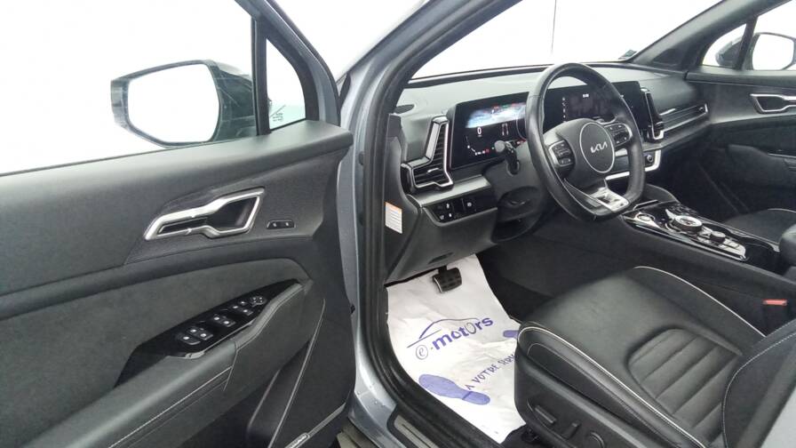 Mandataire Automobile occasion, recherche de Kia Sportage-1-6-t-gdi-265-isg-hybride-rechargeable-bva6-4x4-gt-line-premium-plus-attelage-amovible - E-Motors