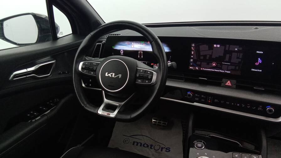 Mandataire Automobile occasion, recherche de Kia Sportage-1-6-t-gdi-265-isg-hybride-rechargeable-bva6-4x4-gt-line-premium-plus-attelage-amovible - E-Motors