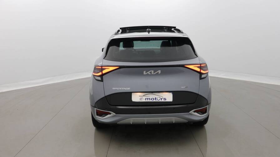 Mandataire Automobile occasion, recherche de Kia Sportage-1-6-t-gdi-265-isg-hybride-rechargeable-bva6-4x4-gt-line-premium-plus-attelage-amovible - E-Motors