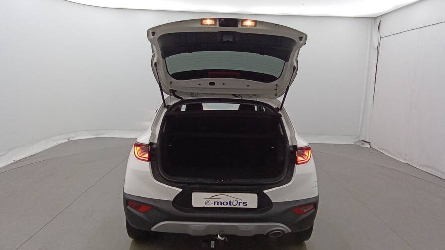 Mandataire Automobile occasion, recherche de Kia Stonic-1-0-t-gdi-120-ch-isg-bvm6-premium - E-Motors