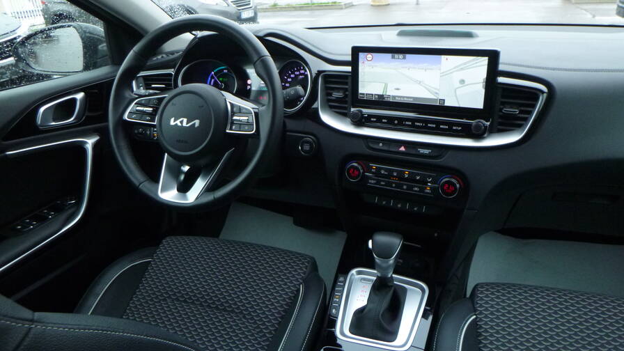 Mandataire Automobile neuf, recherche de Kia Xceed-design-gdi-hybride-rechargeable-141-dct6-pack-drive-assist - E-Motors