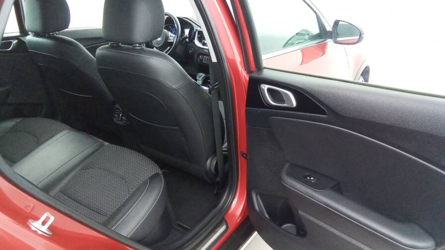 Mandataire Automobile occasion, recherche de Kia Xceed-1-6-gdi-hybride-recharge-141-dct6-active - E-Motors