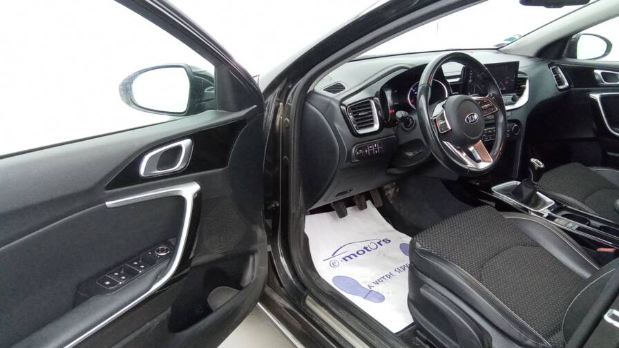 Mandataire Automobile occasion, recherche de Kia Xceed-1-6l-crdi-115-ch-bvm6-isg-design - E-Motors