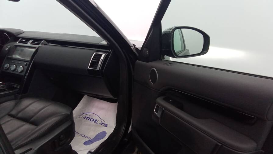 Mandataire Automobile occasion, recherche de Land rover Discovery-sd4-d240-se-7-places-plus-cuir-plus-toit - E-Motors