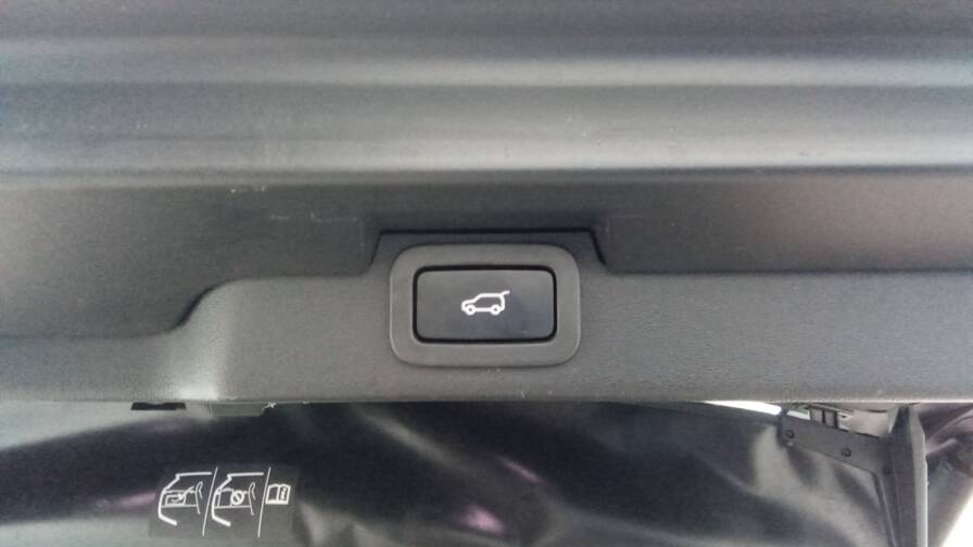 Mandataire Automobile occasion, recherche de Land rover Discovery-sd4-d240-se-7-places-plus-cuir-plus-toit - E-Motors