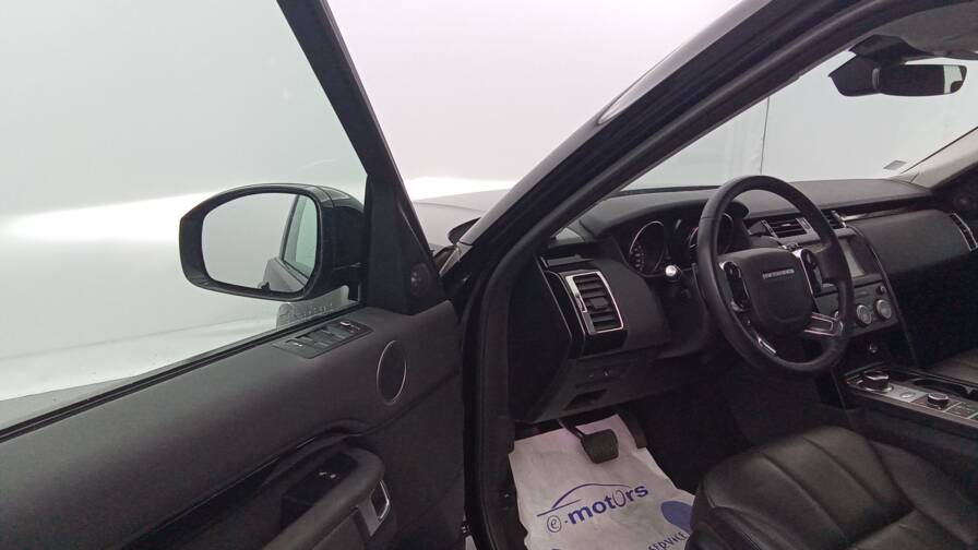 Mandataire Automobile occasion, recherche de Land rover Discovery-sd4-d240-se-7-places-plus-cuir-plus-toit - E-Motors