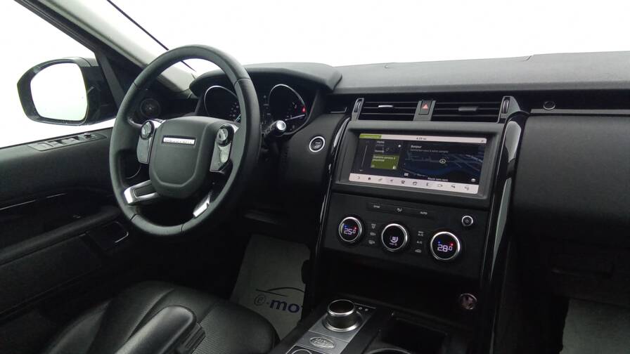Mandataire Automobile occasion, recherche de Land rover Discovery-sd4-d240-se-7-places-plus-cuir-plus-toit - E-Motors