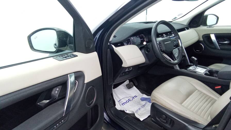 Mandataire Automobile occasion, recherche de Land rover Discovery-sport-mark-vii-p300e-phev-awd-bva-se-plus-cuir-plus-toit - E-Motors