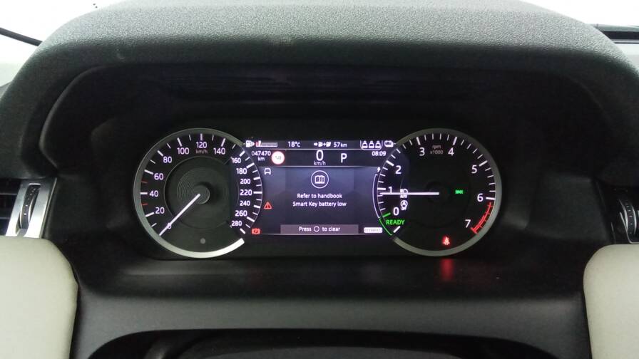 Mandataire Automobile occasion, recherche de Land rover Discovery-sport-mark-vii-p300e-phev-awd-bva-se-plus-cuir-plus-toit - E-Motors