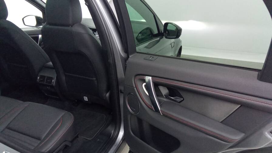 Mandataire Automobile occasion, recherche de Land rover Discovery-sport-p300e-phev-awd-bva-r-dynamic-se-gps - E-Motors