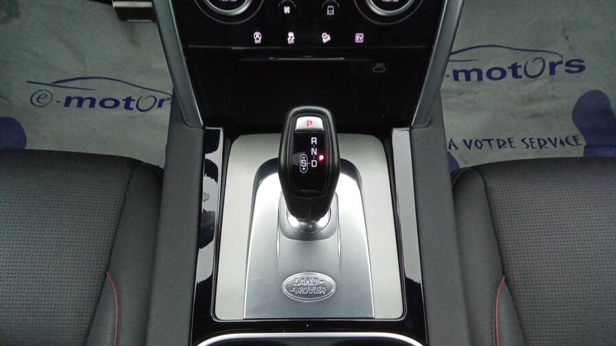 Mandataire Automobile occasion, recherche de Land rover Discovery-sport-p300e-phev-awd-bva-r-dynamic-se-gps - E-Motors
