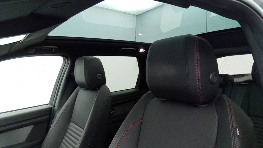 Mandataire Automobile occasion, recherche de Land rover Discovery-sport-p300e-phev-awd-bva-r-dynamic-se-gps - E-Motors