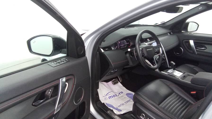 Mandataire Automobile occasion, recherche de Land rover Discovery-sport-p300e-phev-awd-r-dynamic-se-toit - E-Motors