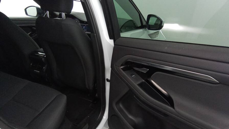 Mandataire Automobile occasion, recherche de Land rover Range-rover-evoque-d150-awd-bva9-r-dynamic - E-Motors