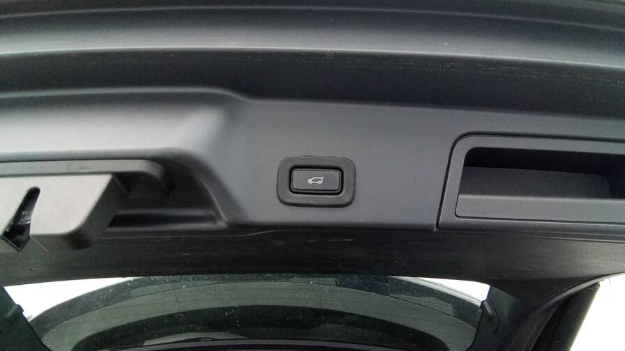 Mandataire Automobile occasion, recherche de Land rover Range-rover-evoque-d150-awd-bva9-s-plus-cuir - E-Motors