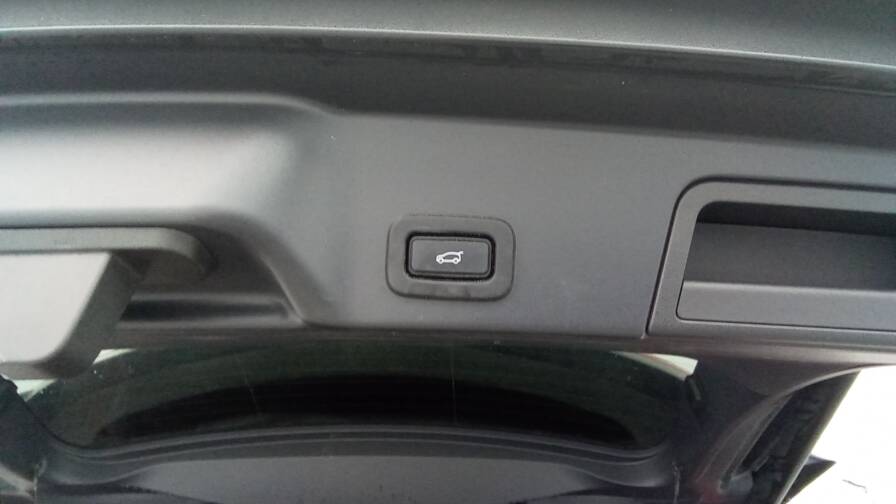 Mandataire Automobile occasion, recherche de Land rover Range-rover-evoque-d240-awd-bva9-r-dynamic-hse - E-Motors