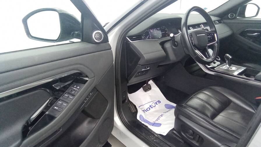 Mandataire Automobile occasion, recherche de Land rover Range-rover-evoque-mark-iii-p300e-phev-awd-bva8-se-plus-attelage - E-Motors