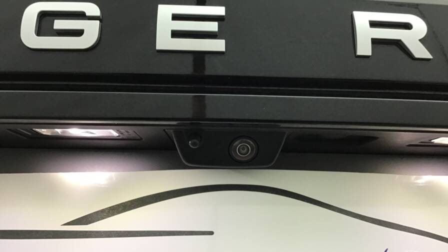 Mandataire Automobile occasion, recherche de Land rover Range-rover-evoque-p300e-phev-toit - E-Motors