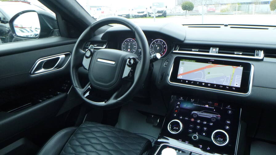 Mandataire Automobile occasion, recherche de Land rover Range-rover-velar-5-0l-550ch-sv-autobiography-toit-jantes-22 - E-Motors