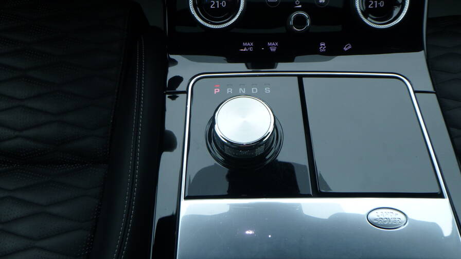 Mandataire Automobile occasion, recherche de Land rover Range-rover-velar-5-0l-550ch-sv-autobiography-toit-jantes-22 - E-Motors