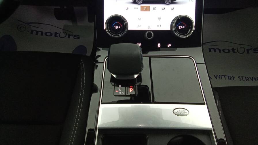 Mandataire Automobile occasion, recherche de Land rover Range-rover-velar-2-0l-p400e-phev-404 - E-Motors