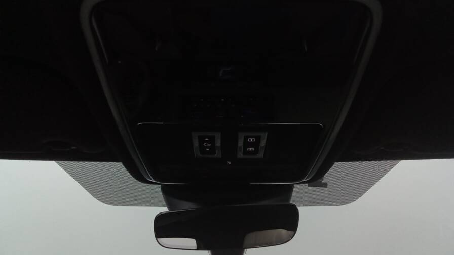 Mandataire Automobile occasion, recherche de Land rover Range-rover-velar-first-edition-d300-bva-full-options - E-Motors