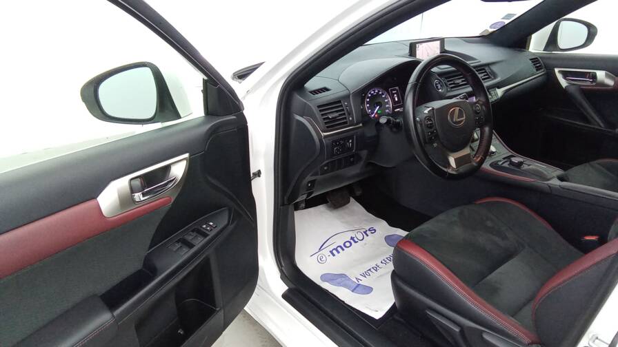 Mandataire Automobile occasion, recherche de Lexus Ct-200h-sport-edition - E-Motors