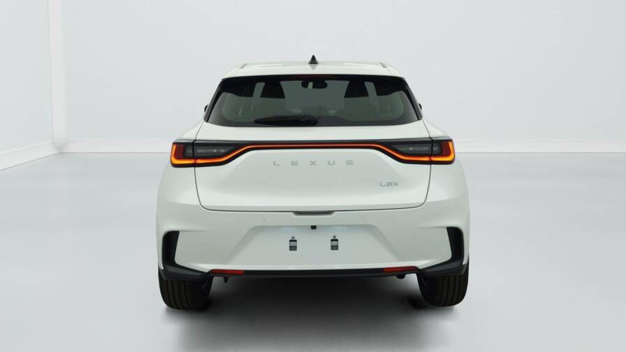 Mandataire Automobile neuf, recherche de Lexus Lbx-2wd-business - E-Motors