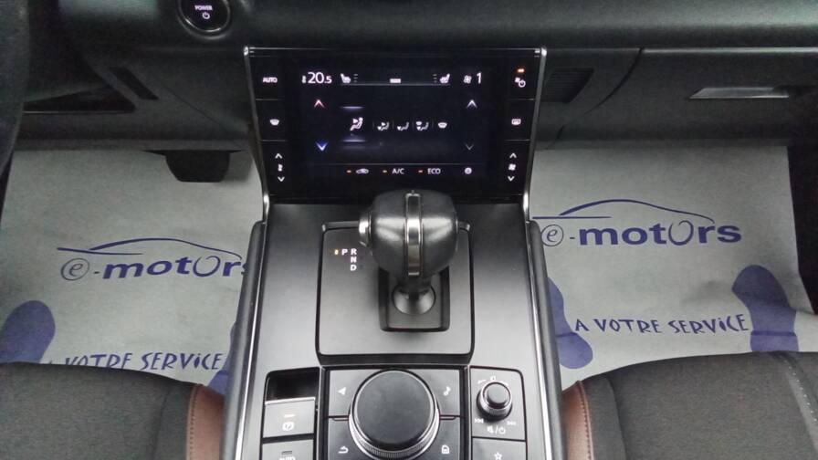 Mandataire Automobile occasion, recherche de Mazda Mx-30-e-skyactiv-145-ch-first-edition-industrial-vintage - E-Motors