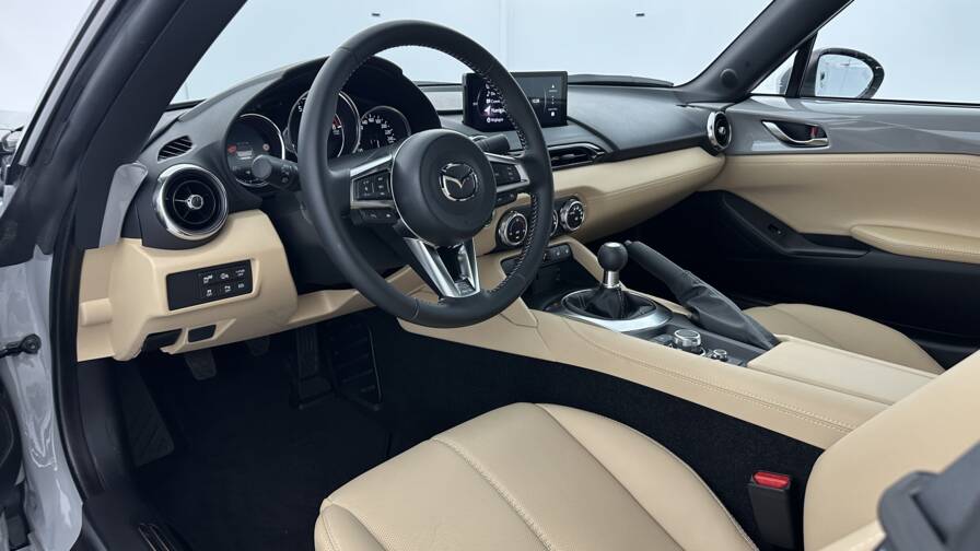 Mandataire Automobile neuf, recherche de Mazda Mx-5-roadster-1-5-skyactiv-g-132ch-kazari - E-Motors