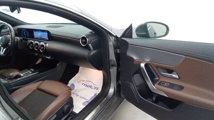 Mandataire Automobile occasion, recherche de Mercedes Cla-shooting-brake-200d-8g-dct-progressive-line - E-Motors