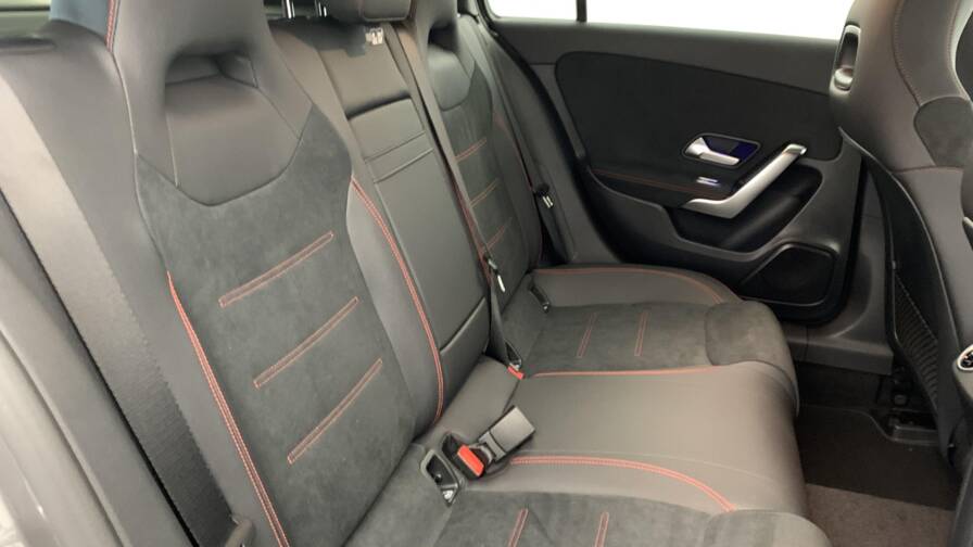 Mandataire Automobile neuf, recherche de Mercedes Classe-a-200-d-8g-dct-amg-line - E-Motors