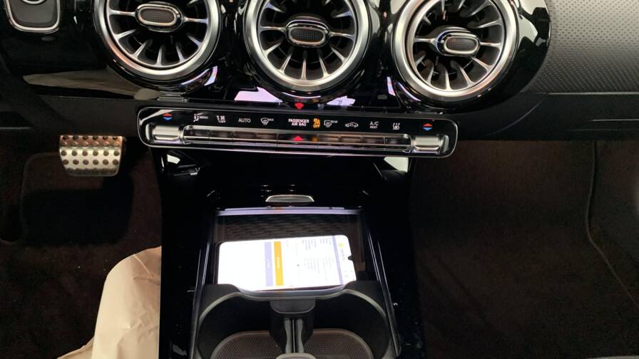 Mandataire Automobile neuf, recherche de Mercedes Classe-a-250-e-hybrid-eq-8g-dct-amg-line - E-Motors