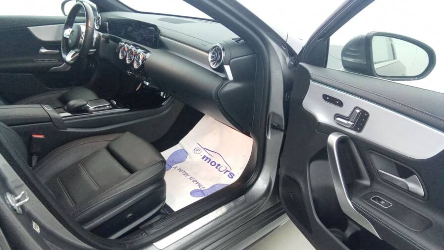 Mandataire Automobile occasion, recherche de Mercedes Classe-a-250-e-8g-dct-amg-line-plus-pack-premium-plus-si-ges-avant-lectriques - E-Motors
