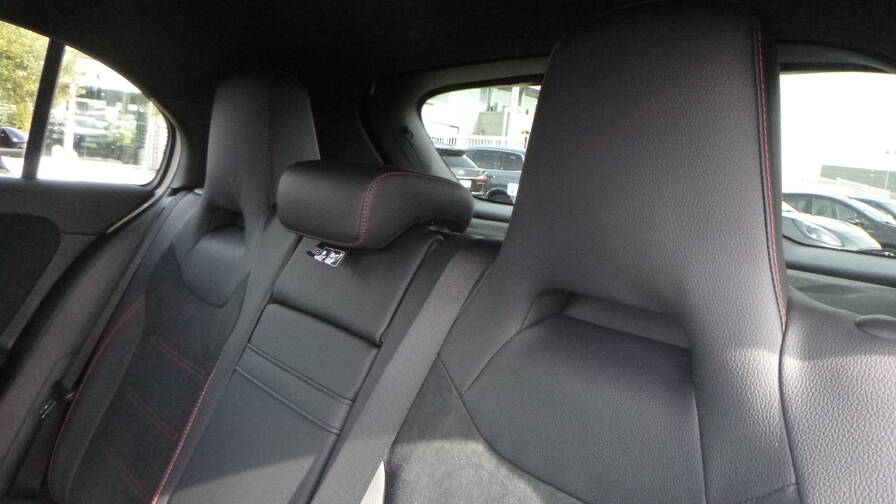Mandataire Automobile neuf, recherche de Mercedes Classe-a-amg-line-250-e-8g-dct - E-Motors